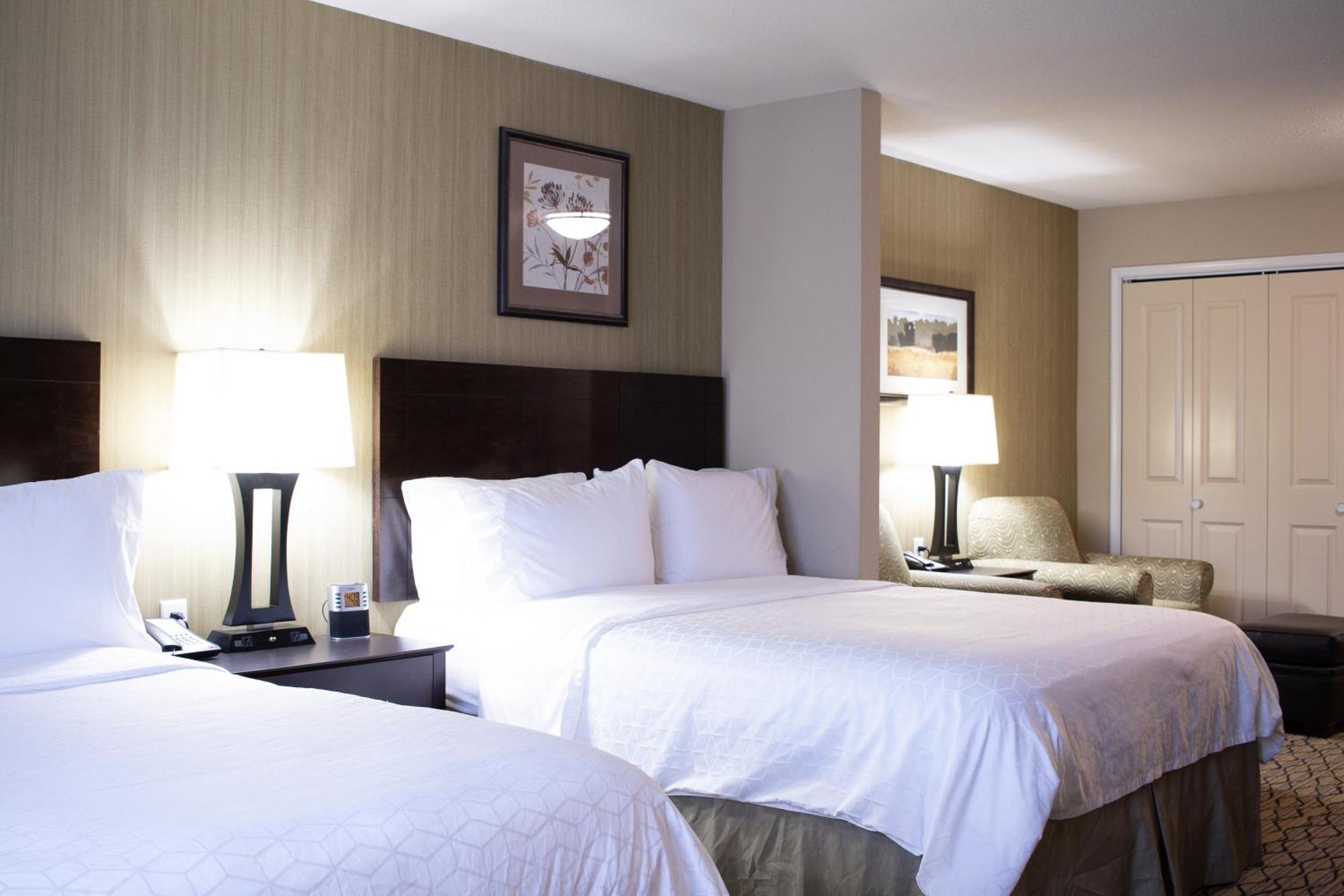 Holiday Inn Express & Suites - Williston By Ihg Exterior foto