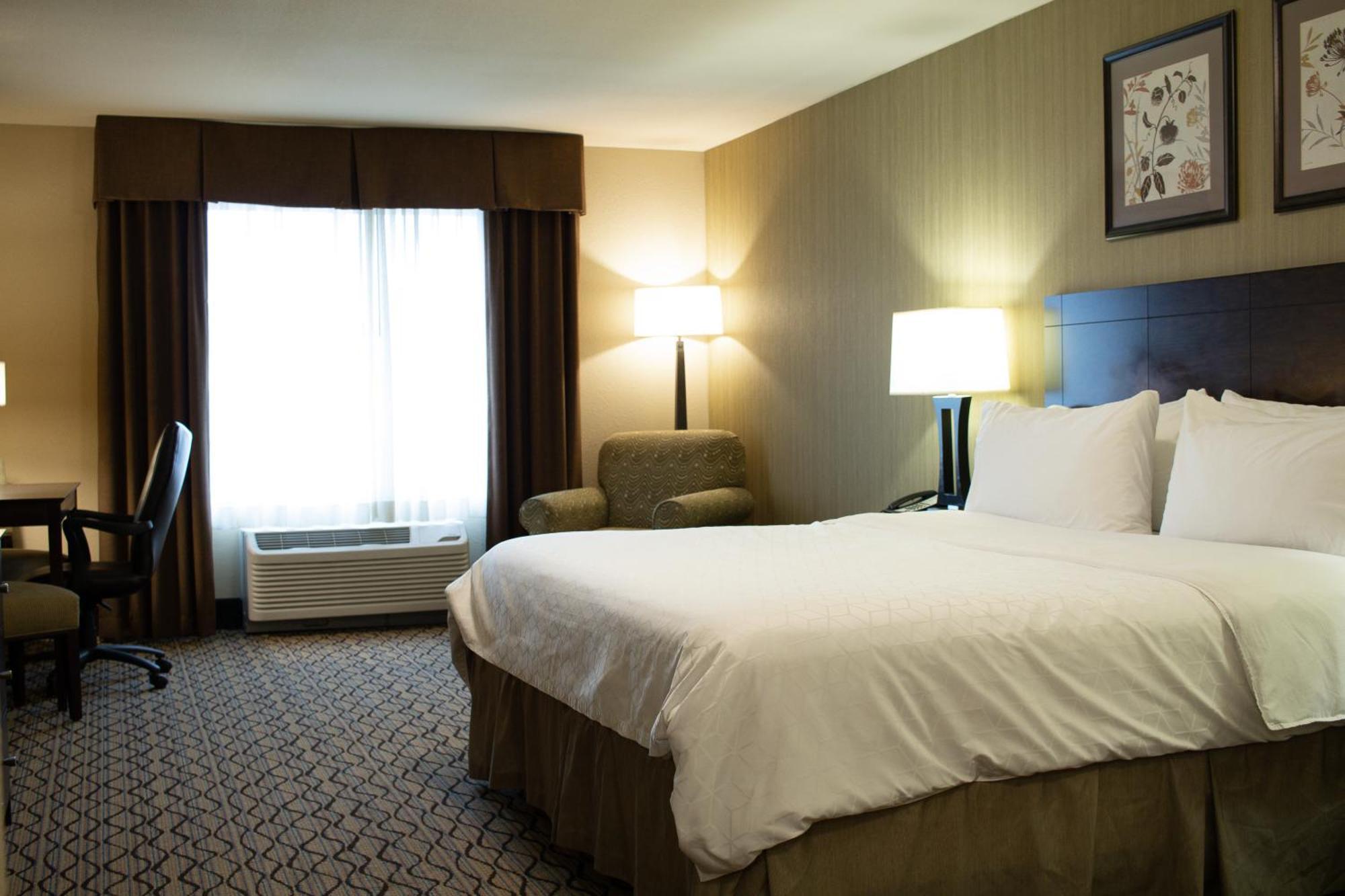 Holiday Inn Express & Suites - Williston By Ihg Exterior foto